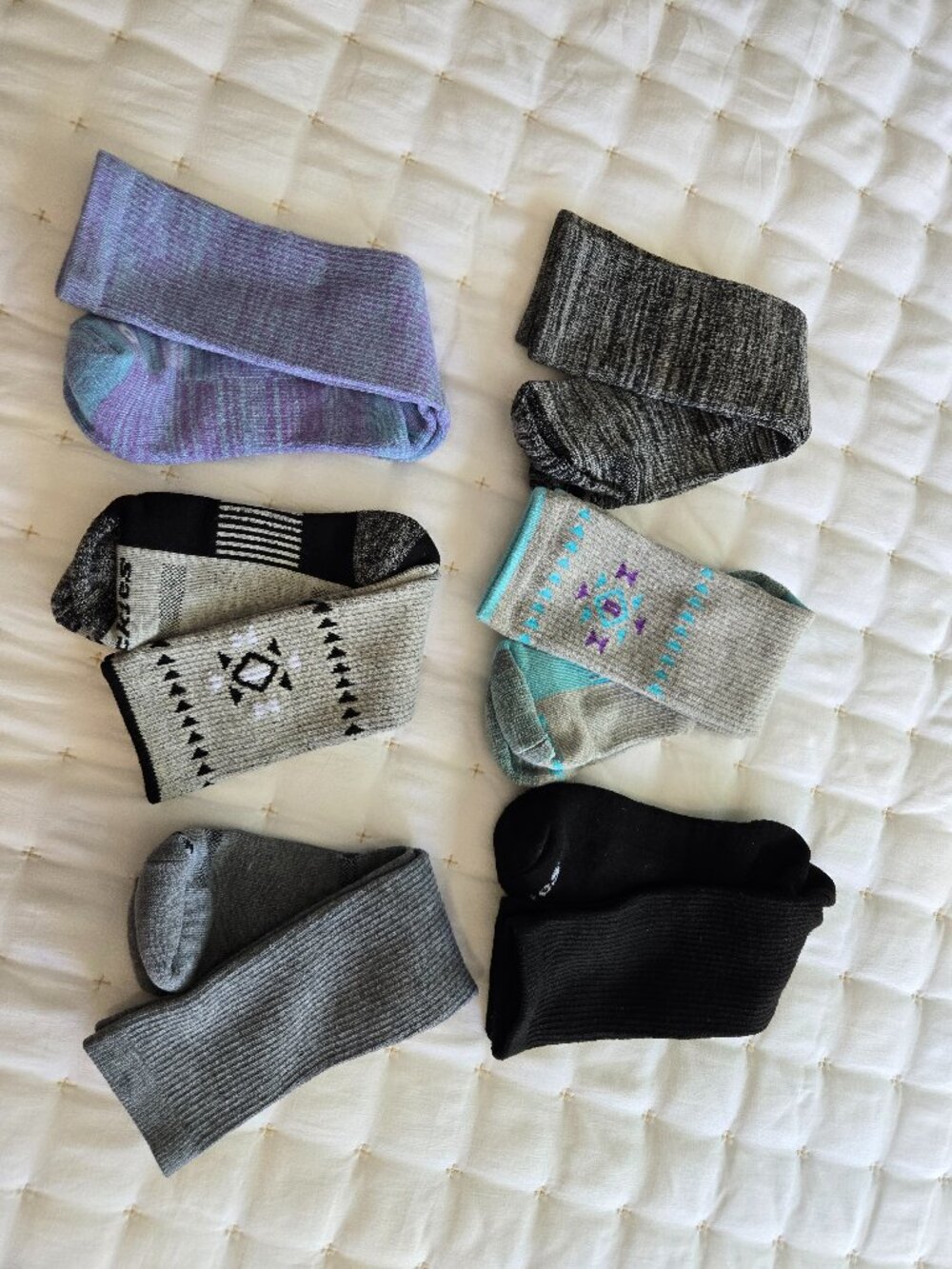 Dickies Women’s Dri-Tech Crew Socks – 6 Pair Multi-Pack